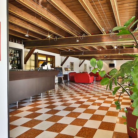Best Western Titian Inn Hotel Treviso Silea Bagian luar foto