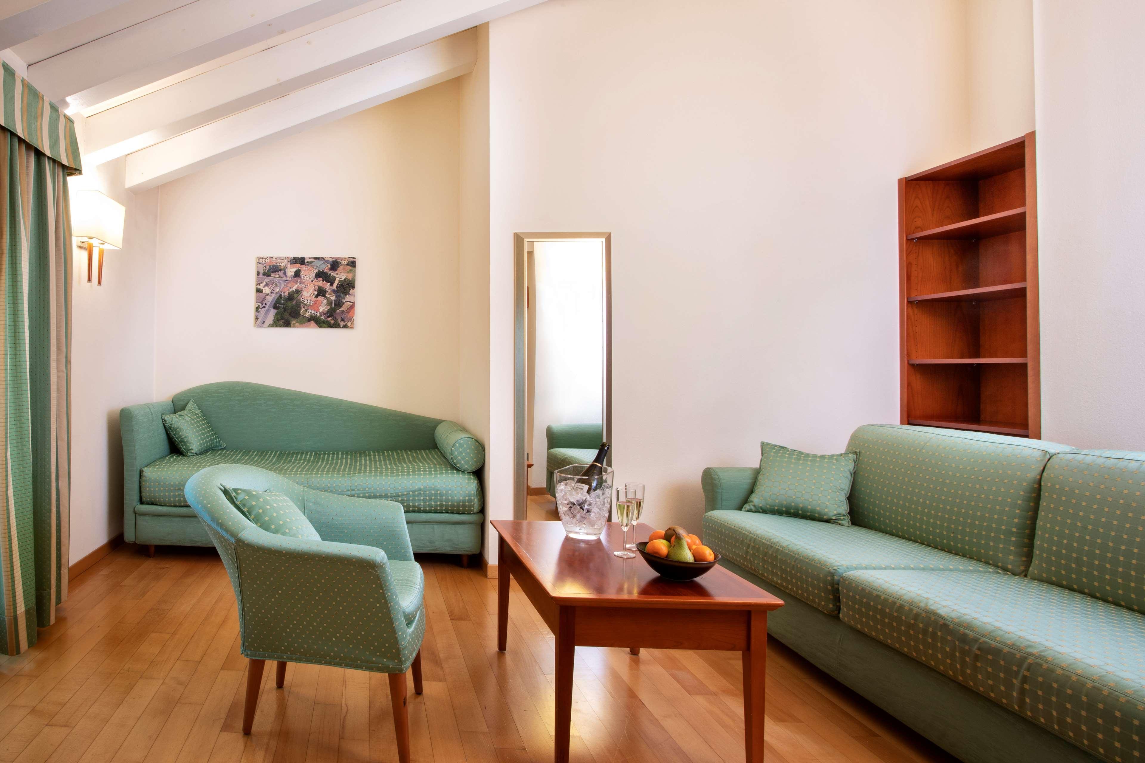 Best Western Titian Inn Hotel Treviso Silea Bagian luar foto