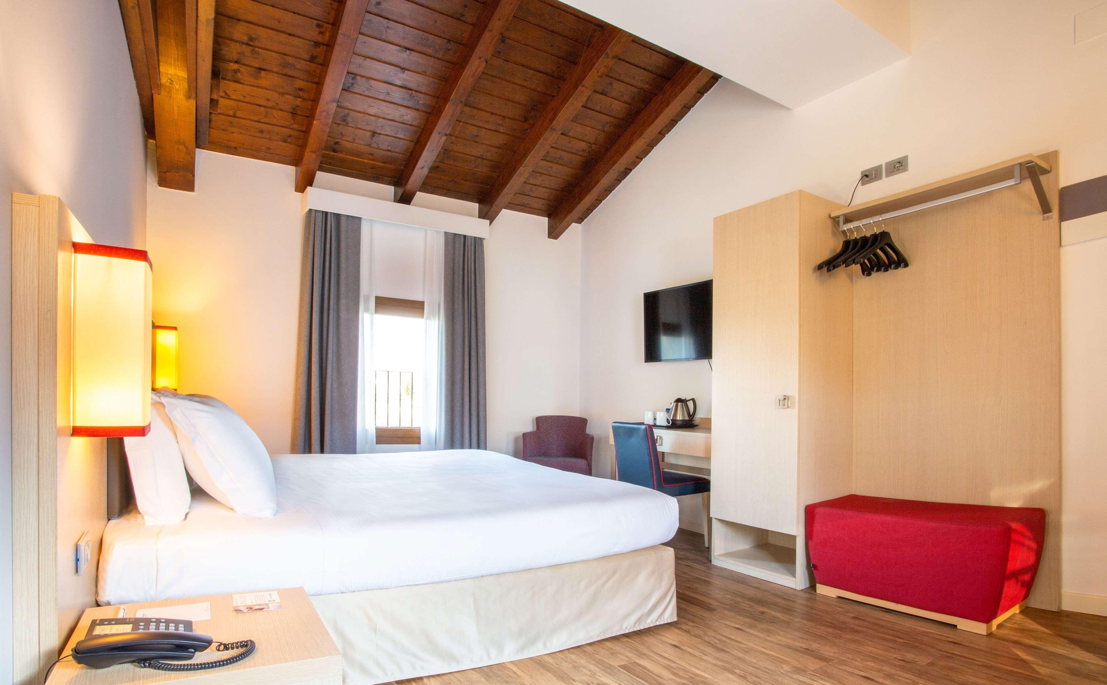 Best Western Titian Inn Hotel Treviso Silea Bagian luar foto