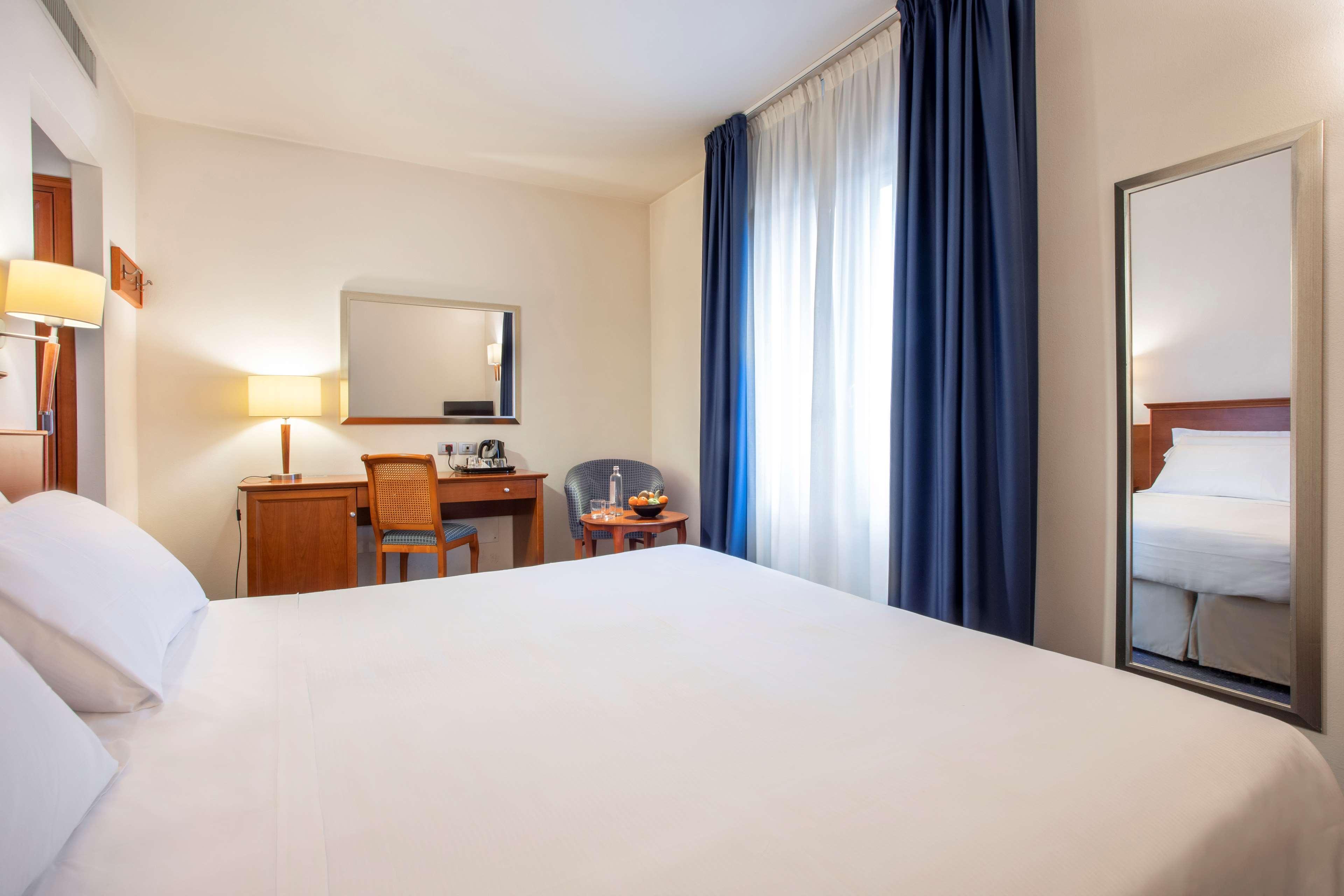Best Western Titian Inn Hotel Treviso Silea Bagian luar foto