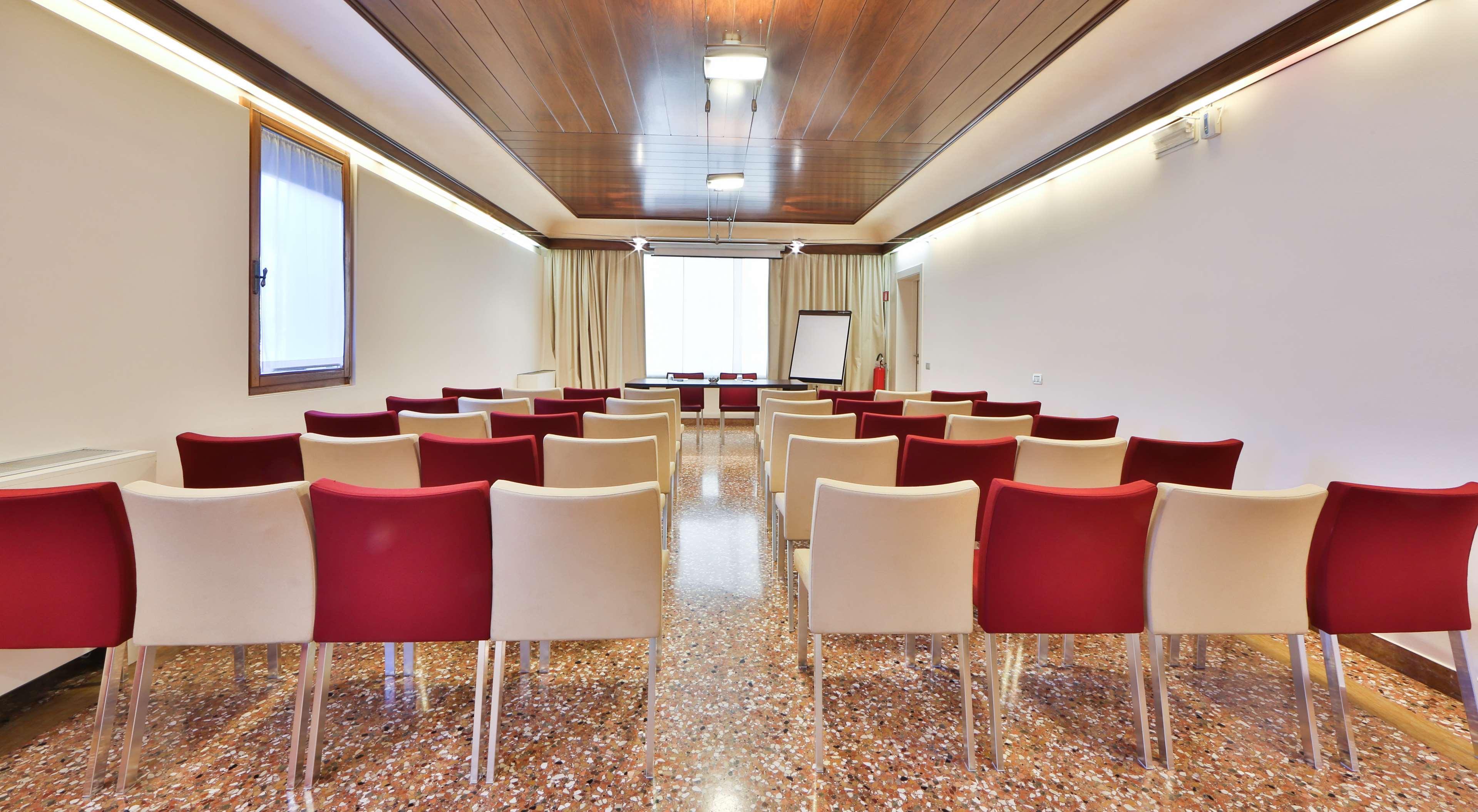 Best Western Titian Inn Hotel Treviso Silea Bagian luar foto